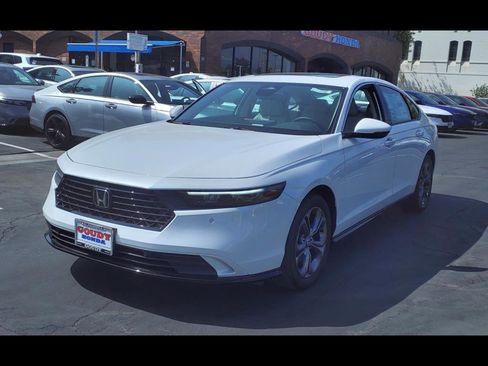 New 2025 Honda Accord EX-L image 3