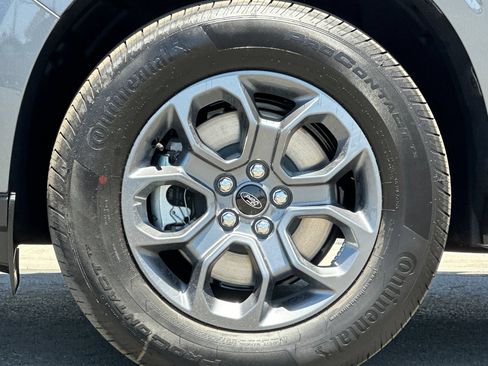 New 2026 Ford Maverick XLT w/ XLT Luxury Package FWD image 23