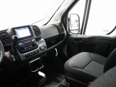 Used 2025 RAM ProMaster 1500 w/ Convenience Group image 19