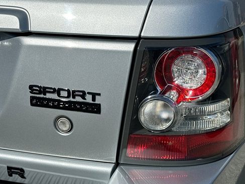 Used 2011 Land Rover Range Rover Sport Supercharged image 6