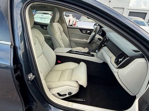 Used 2021 Volvo S60 T5 Inscription AWD/4WD image 16