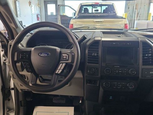 Used 2022 Ford F250 XL w/ Power Equipment Group AWD/4WD image 11
