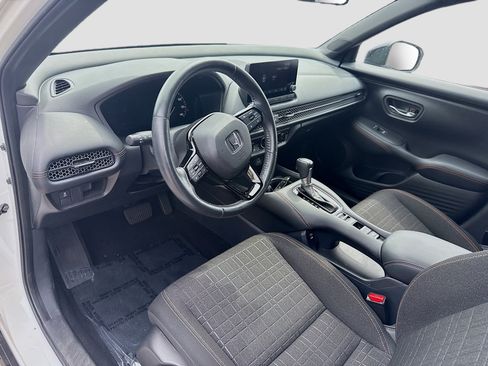 Used 2024 Honda HR-V Sport image 7