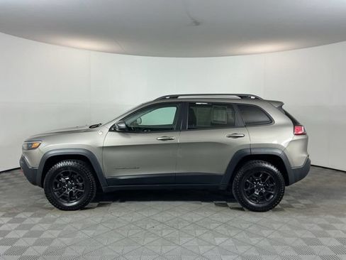 Used 2020 Jeep Cherokee Trailhawk AWD/4WD image 8
