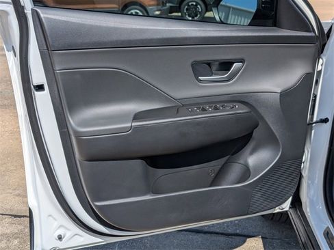 New 2026 Hyundai Kona SEL Premium image 10