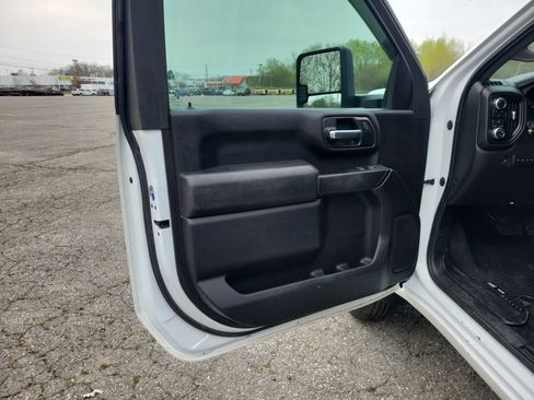 Used 2023 GMC Sierra 3500 Pro w/ Convenience Package AWD/4WD image 15