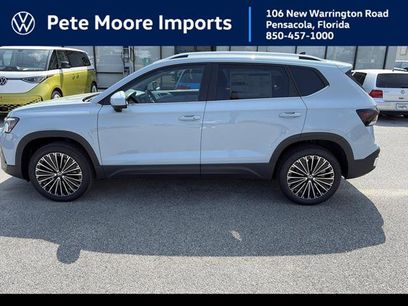 New 2025 Volkswagen Taos SE