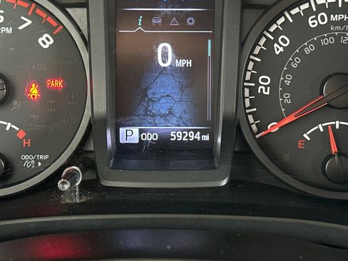Used 2023 Toyota Tacoma SR AWD/4WD image 23