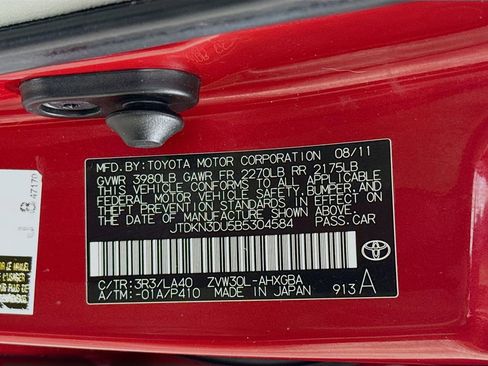 Used 2011 Toyota Prius Five image 32