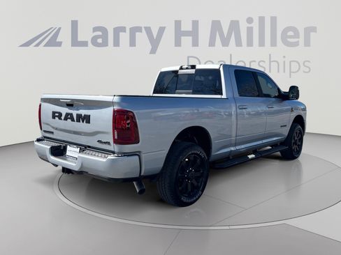 New 2026 RAM 2500 Laramie AWD/4WD image 5