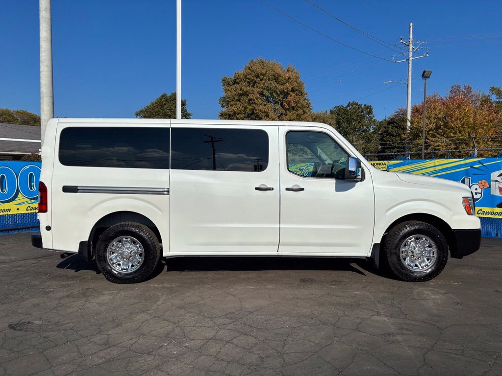 Used 2021 Nissan NV 3500 SL RWD image 2