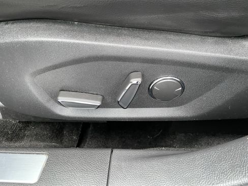 Used 2016 Ford Fusion Titanium image 11