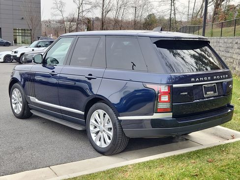 Used 2017 Land Rover Range Rover HSE image 12