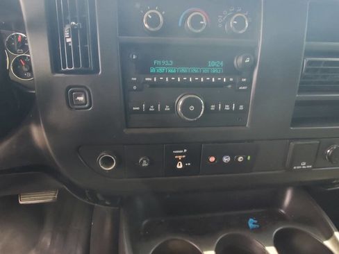 Used 2021 Chevrolet Express 2500 w/ Communications Package RWD image 15