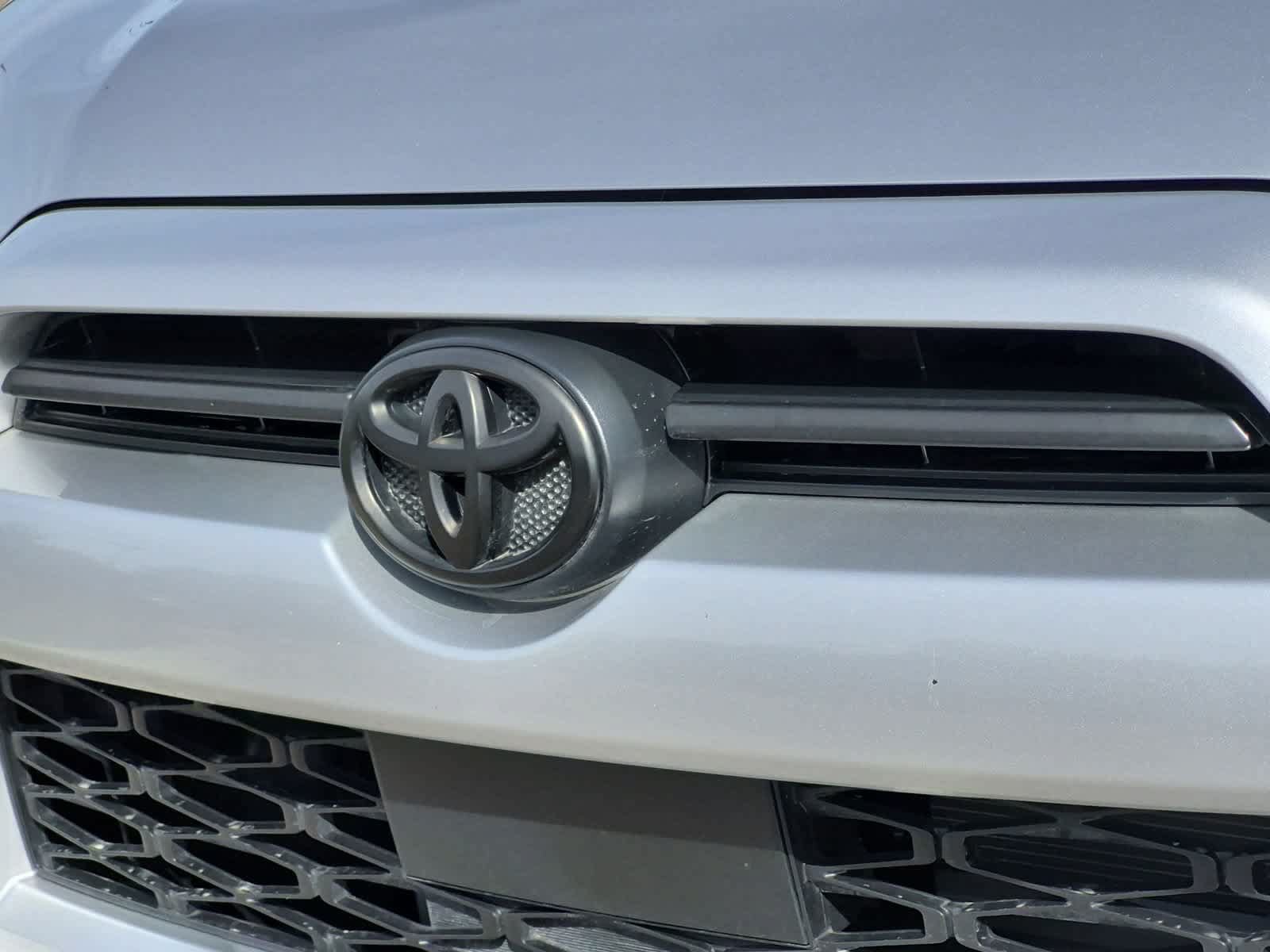 Used 2024 Toyota 4Runner TRD Off-Road Premium w/ Moonroof Package AWD/4WD image 12
