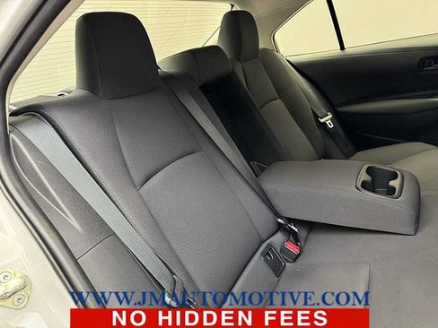 Used 2023 Toyota Corolla LE w/ LE Convenience Package FWD image 18
