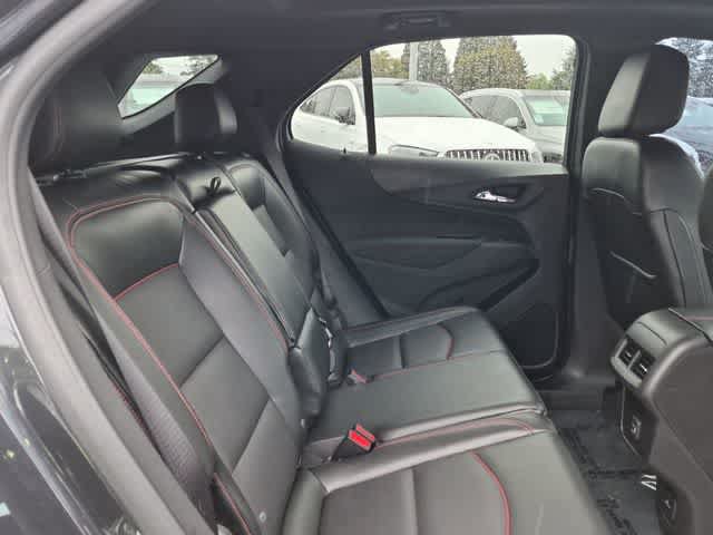 Used 2022 Chevrolet Equinox RS w/ RS Leather Package AWD/4WD image 21