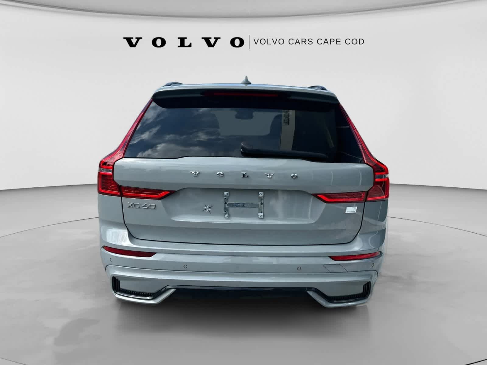 Used 2024 Volvo XC60 T8 Plus w/ Climate Package AWD/4WD image 20