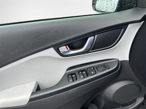 Used 2023 Hyundai Kona SEL w/ Convenience Package image 14