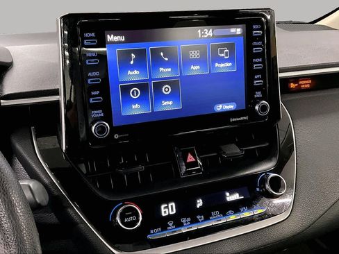 Used 2021 Toyota Corolla LE FWD image 6