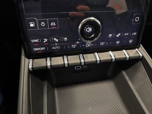 New 2026 GMC Terrain AT4 w/ Convenience Package III image 40