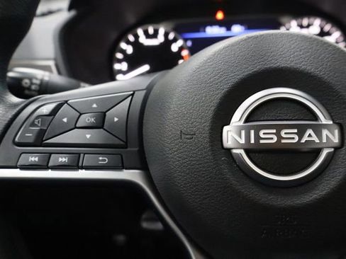 Used 2024 Nissan Altima 2.5 SV image 24