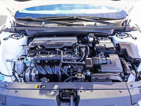 Used 2025 Kia K4 LXS image 26