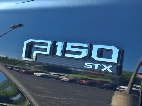 Certified 2019 Ford F150 XL w/ Equipment Group 101A Mid AWD/4WD image 31