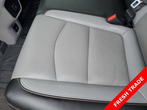 Used 2019 GMC Terrain SLT w/ Preferred Package image 32