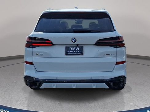New 2026 BMW X5 xDrive40i w/ M Sport Package AWD/4WD image 5