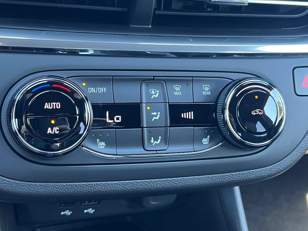 New 2026 Buick Envista Preferred w/ Convenience I Package FWD image 20
