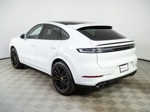 New 2026 Porsche Cayenne Coupe AWD/4WD image 3