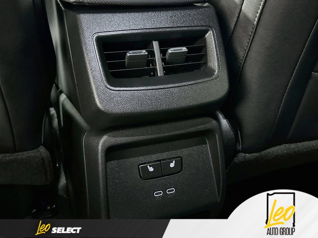 Used 2026 Chevrolet Equinox EV RS w/ Convenience Package II FWD image 27
