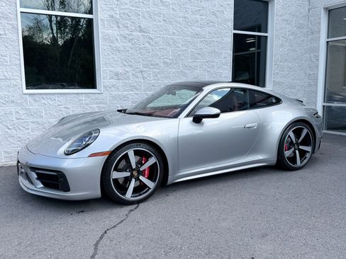 Used 2023 Porsche 911 Carrera S RWD image 1