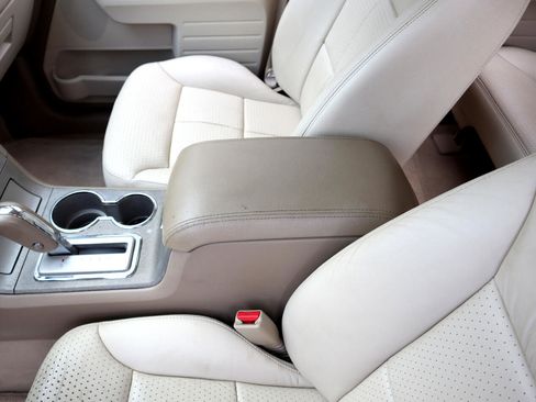 Used 2007 Lincoln MKX FWD image 40