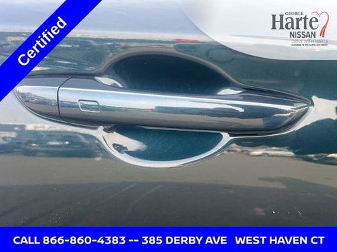 Used 2024 Genesis G70 2.5T image 11