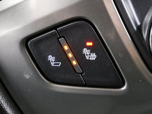 Used 2017 Chevrolet Silverado 1500 LT w/ All Star Edition image 27