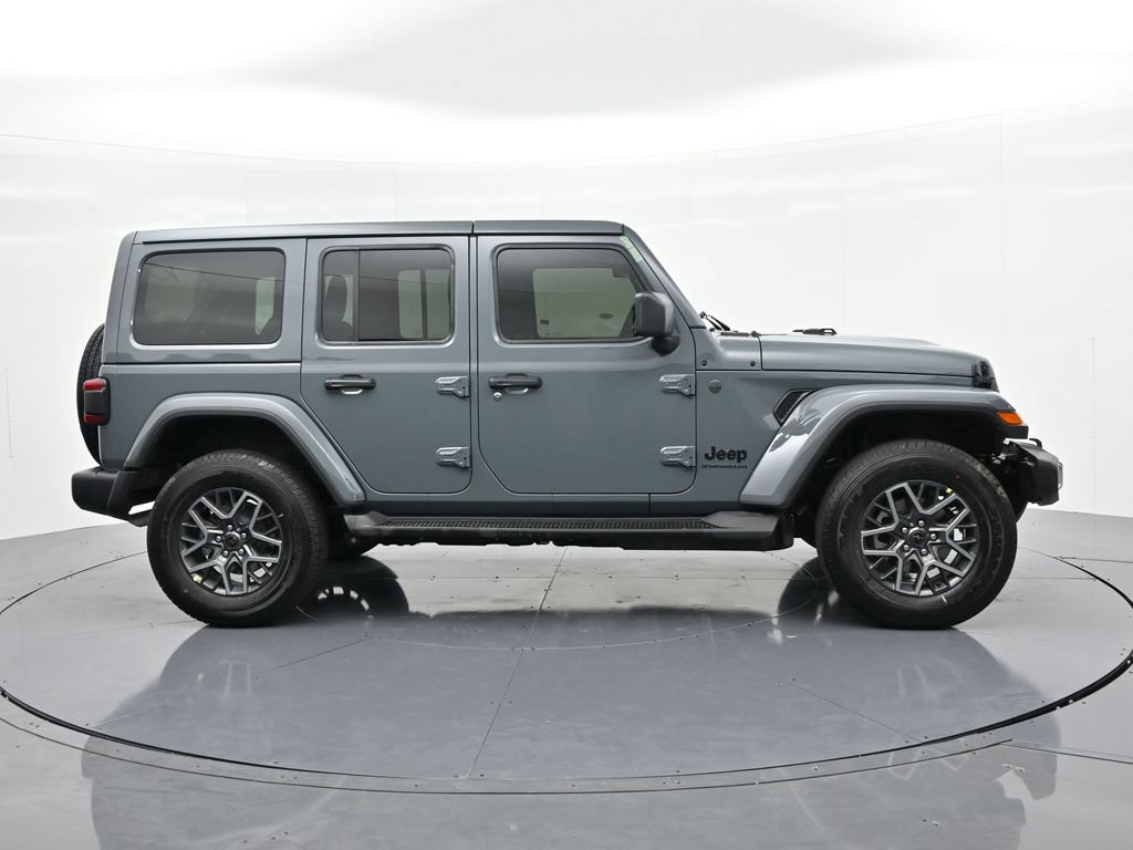 New 2026 Jeep Wrangler Unlimited Sahara AWD/4WD image 5