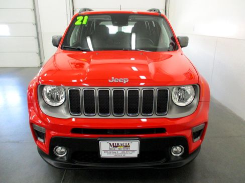 Used 2021 Jeep Renegade Limited w/ Sun & Sound Group image 8