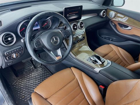 Used 2018 Mercedes-Benz GLC 300 image 27