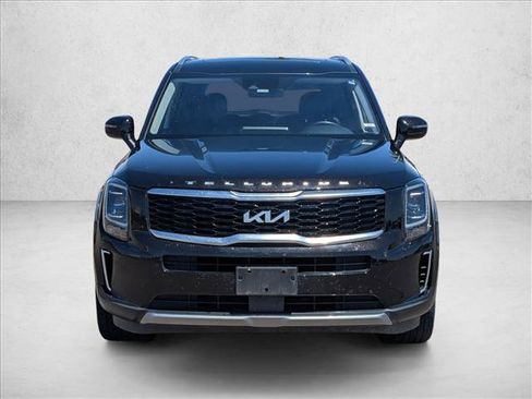Used 2022 Kia Telluride S AWD/4WD image 2