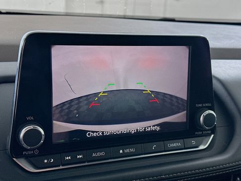 Used 2022 Nissan Rogue SV image 22