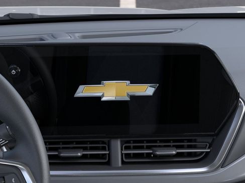 New 2026 Chevrolet Trax LT w/ Driver Confidence Package image 44