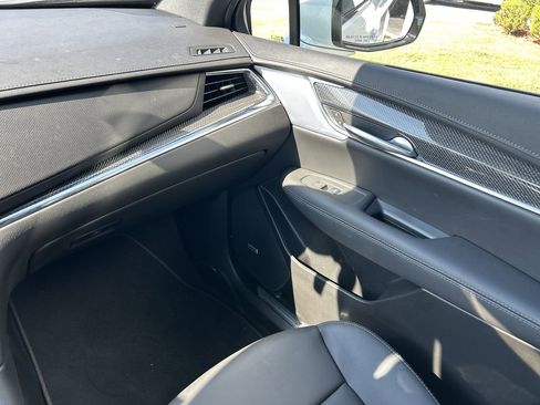 New 2025 Cadillac XT5 Sportv w/ LPO, Red Accent Package image 16