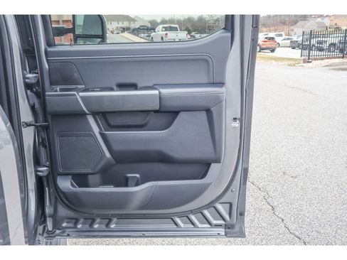 Used 2022 Ford F150 XLT w/ Equipment Group 302A High image 16