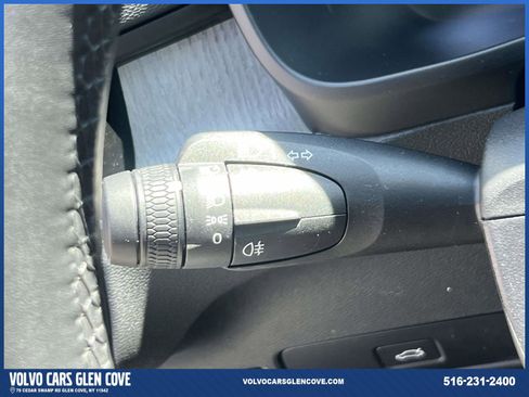 Used 2026 Volvo XC40 B5 Plus w/ Protection Package Premier AWD/4WD image 23