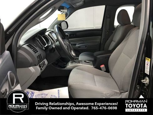 Used 2015 Toyota Tacoma 4x4 Access Cab V6 image 11
