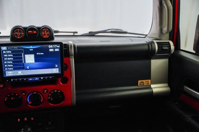 Used 2012 Toyota FJ Cruiser 4WD w/ Upgrade Pkg II image 5