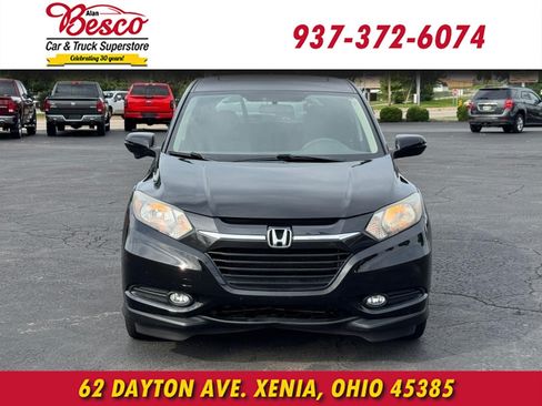 Used 2018 Honda HR-V EX image 2