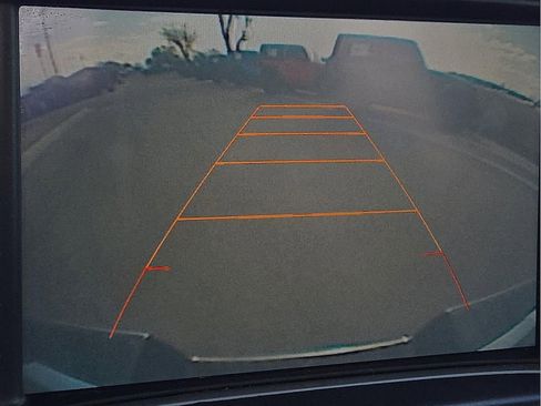 Used 2016 GMC Sierra 1500 SLE w/ SLE Value Package image 12